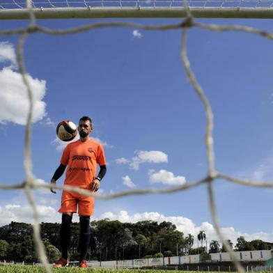  VERANÓPOLIS, RS, BRASIL, 11/01/2018 -  Juberci Alves da Cruz, o Juba, atacante do Veranópolis, o VEC. (Marcelo Casagrande/Agência RBS)