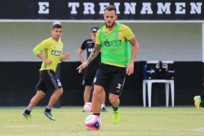 Gustavo Ferrareis, meia, Figueirense, Figueira, Alvinegro