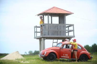  CIDREIRA, RS, BRASIL, 09/01/2018 - Fusca dos bombeiros. Fotos foram tiradas na Lagoa Fortaleza.  (FOTOGRAFO: LAURO ALVES / AGENCIA RBS)