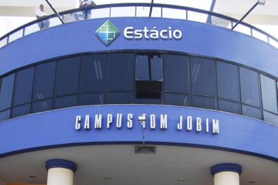   Campus Tom Jobim, aqui no Rio