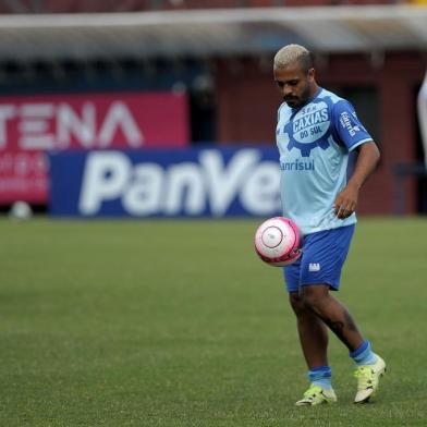  CAXIAS DO SUL, RS, BRASIL, 19/01/2018 - Ser Caxias se prepara para enfrentar o Grêmio, sábado, na Arena, na capital. NA FOTO: o meia Diego Miranda. (Marcelo Casagrande/Agência RBS)