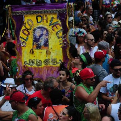  CAXIAS DO SUL, RS, BRASIL, 07/02/2016 - Carnaval do Bloco da Velha 2016.