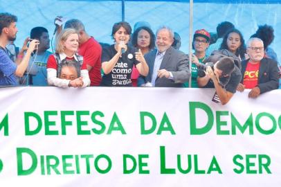  Ato em defesa do ex-presidente Luis Inácio Lula da Silva na Esquina Democrática, em Porto Alegre.Foto: André Feltes/Especial