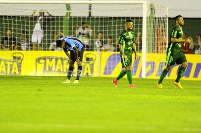  SANTA CRUZ DO SUL, RS, BRASIL, 24-01-2018: Grêmio e Avenida se enfrentam em Santa Cruz do Sul pela terceira rodada do Gauchão 2018. (Foto: Carlos Macedo / Agência RBS)Fotógrafo: Carlos Macedo