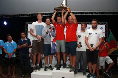 Lucas Mazim e Alexandre Paradeda, campeões brasileiros da classe Snipe 2018