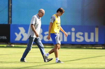  PORTO ALEGRE, RS, BRASIL, 29.01.2018. Treino do Grêmio no CT Luiz Carvalho teve a presença das equipes principal e de transição.Na foto,  o zagueiro Geromel.Foto: André Ávila/Agência RBS