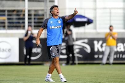  PORTO ALEGRE, RS, BRASIL, 29.01.2018. Treino do Grêmio no CT Luiz Carvalho teve a presença das equipes principal e de transição.Na foto, o técnico Renato Portaluppi.Foto: André Ávila/Agência RBS