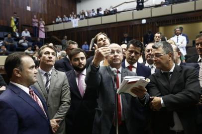  PORTO ALEGRE, RS, BRASIL, 30/01/2018 - Votação na Assembleia Legislativa. A Assembleia Legislativa realiza, na tarde desta terça-feira (30), nova sessão extraordinária para apreciar a adesão do Estado ao regime de recuperação fiscal da União. (FOTOGRAFO: CARLOS MACEDO / AGENCIA RBS)