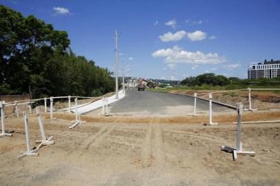  PORTO ALEGRE, RS, BRASIL, 26-12-2017. Obras da Avenida do Parque, que liga a Diário de Notícias à Icaraí. (FOTO: ANDERSON FETTER/AGÊNCIA RBS)