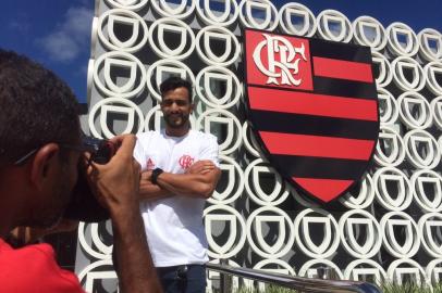 futebol, henrique dourado, flamengo