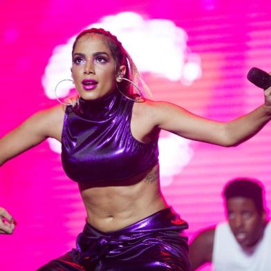  XANGRI-LÁ - RS, BRASIL 03-02-2018.   Show da cantora Anitta. Segunda noite do Planeta Atlântida 2018. (FOTO ANDRÉA GRAIZ/AGÊNCIA RBS).Indexador: Andrea Graiz