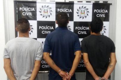 DEFREC de Caxias do Sul prende quatro homens envolvidos em furto, roubo e rececptação de veículos e extorsão