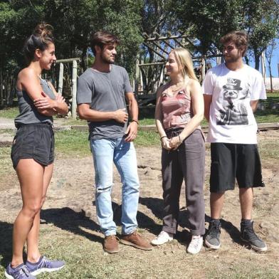 Estrelas do Brasil estreia temporada no Rio Grande do Sul. Rafael Vitti, Felipe Simas, Angélica e Carol Barcellos. Convidados recebem a oportunidade de encarar o bungee jump 