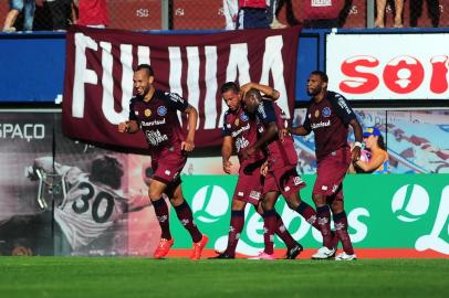  CAXIAS DO SUL, RS, BRASIL, 04/02/2018. Caxias x São José-PoA, jogo válido pela quarta rodada do Campeonato Gaúcho (Gauchão 2018), e realizado no estádio Centenário. (Porthus Junior/Agência RBS)