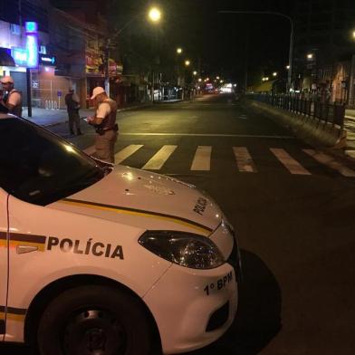  Suspeita de bomba na Av. Azenha