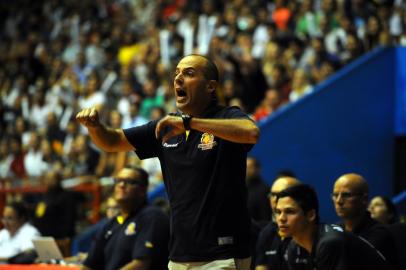  CAXIAS DO SUL, RS, BRASIL 06/02/2018Caxias Basquete x Minas, Partida válida pelo NBB disputada no Ginásio do Sesi em Caxias do Sul.  (Felipe Nyland/Agência RBS)