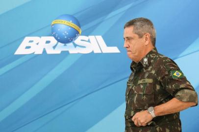  Coletiva sobre o decreto de intervenÃ§Ã£o federal no Rio BrasÃ­lia - O Comandante Militar do Leste, General Braga Netto, durante entrevista coletiva sobre o decreto de intervenÃ§Ã£o no Estado do Rio de Janeiro (Marcelo Camargo/AgÃªncia Brasil)