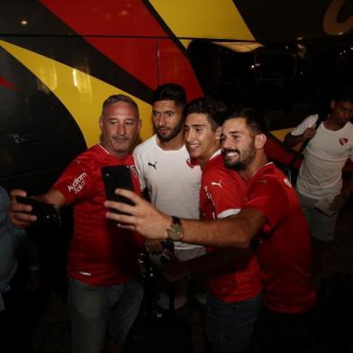  PORTO ALEGRE, RS, BRASIL - 19/02/2018 - Chegada do Independiente em Porto Alegre para a Recopa Sul-Americana. (Carlos Macedo/Agência RBS)