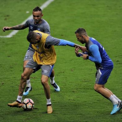  PORTO ALEGRE, RS, BRASIL - 20/02/2018 - Treino do Grêmio na Arena visando o confronto contra o Independiente pela Recopa Sul-Americana. (Anderson Fetter/Agência RBS)