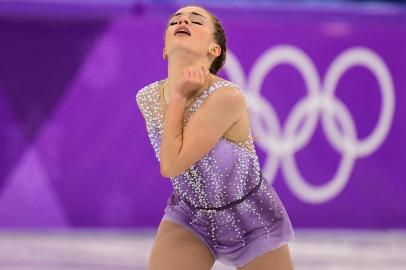 Brazil's Isadora Williams competes in the women's single skating short program of the figure skating event during the Pyeongchang 2018 Winter Olympic Games at the Gangneung Ice Arena in Gangneung on February 21, 2018. / AFP PHOTO / Roberto SCHMIDT