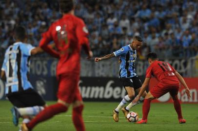  PORTO ALEGRE, RS, 21.02.2018. Grêmio enfrenta o Independiente na Arena no jogo de volta da Recopa Sul-Americana em Porto Alegre.(FOTOGRAFO: MATEUS BRUXEL / AGENCIA RBS)