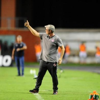  ** FOTOS EM BAIXA PARA USO NO ONLINE **BELÉM, PARÁ, 21.02.2018. Inter enfrenta o Remo no estádio Mangueirão em partida válida pela segunda fase da Copa do Brasil.Na foto, técnico Odair Hellmann.Foto: Ricardo Duarte/Internacional, Divulgação