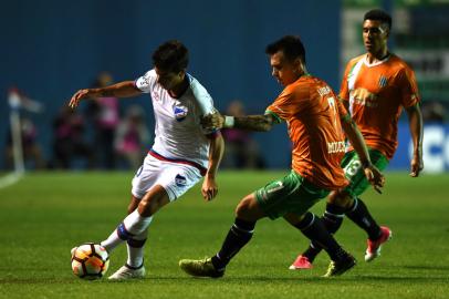 nacional-uru, banfield, libertadores, Pablo Mouch, Carlos de Pena, 