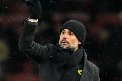 guardiola, manchester city, lazo amarillo, laço amarelo