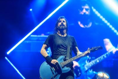  PORTO ALEGRE, RS, BRASIL, 04.03.2018. Foo Fighters e Queens of the Stone Age fazem defesa ao rock no Beira-Rio. As duas bandas se apresentaram na Capital. Na foto: Show da banda Foo Fighters. (Foto: ANDRÉ ÁVILA/Agência RBS)