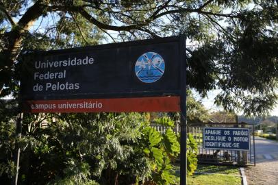  CAPÃODOLEÃO-RS-BR 10.08.2017Corte de repasses afeta pesquisas nas universidades.Entrada do campus UFPel.FOTÓGRAFO: TADEU VILANI AGÊNCIARBS