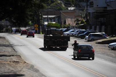  CAXIAS DO SUL, RS, BRASIL 08/03/2018Obra da duplicaçõa parcial de 1km da BR-116 promete desafogar o trânsito em trecho urbano da rodovia. (Felipe Nyland/Agência RBS)