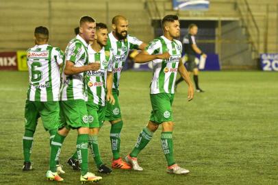  De virada, Juventude venceu o São José por 2 a 1, no Passo DAreia, pela penúltima rodada do Gauchão.