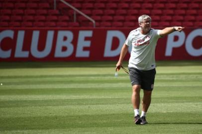 Treino Inter para enfrentar São Luiz, no Beira-Rio