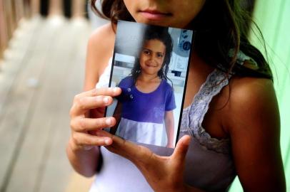  CAXIAS DO SUL, RS, BRASIL, 11/03/2018. Nayara Soares Gomes, 7 anos, está desaparecida desde sexta-feira em Caxias do Sul. Ela saiu de casa no loteamento Monte Carmelo, para ir à escola, onde não chegou e também não foi mais vista. (Diogo Sallaberry/Agência RBS)