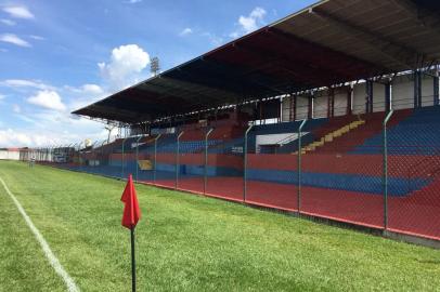 Albino Turbay, Cianorte, futebol, estádio, inter, copa do brasil