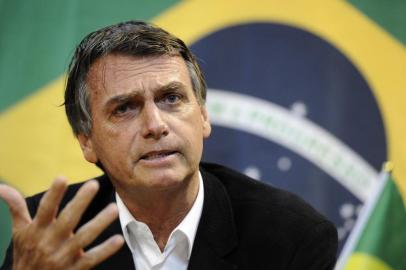  Blumenau - SC - Brasil - 19052017 - Jair Bolsonaro faz comício na vila germânica em Blumenau