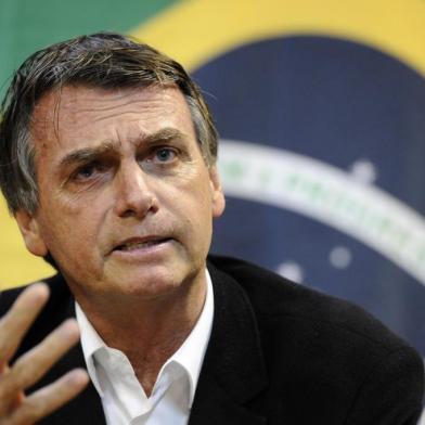  Blumenau - SC - Brasil - 19052017 - Jair Bolsonaro faz comício na vila germânica em Blumenau