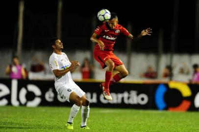  CIANORTE, PR, BRASIL - 14/03/2018 - Cianorte enfrenta o Inter pela terceira fase da Copa do Brasil. No lance, Iago. (Ricardo Duarte/SC Internacional)Indexador: RICARDO DUARTE                  