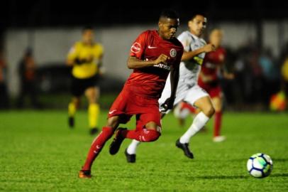  FOTO EM BAIXA RESOLUÇÃOCIANORTE, PR, BRASIL - 14/03/2018 - Cianorte enfrenta o Inter pela terceira fase da Copa do Brasil.  (Ricardo Duarte/SC Internacional)