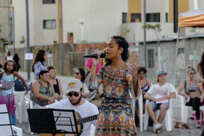 Feira que estimula o comércio local ocorre neste domingo, em Caxias