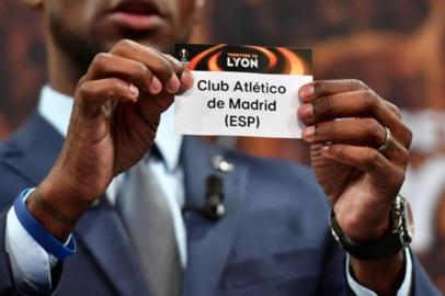 Sorteio da liga europa com o nome do atlético de madrid