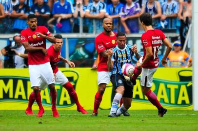  PORTO ALEGRE, RS, BRASIL, 18.03.2018. Inter e Grêmio disputam Gre-Nal 414 no estádio Arena e válido pela semifinal do Campeonato Gaúcho 2018. (ANDERSON FETTER/AGÊNCIA RBS)