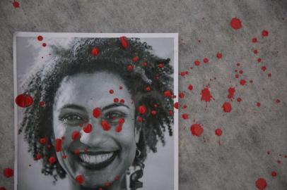  Florianópolis , SC , Brasil 15/03/2018. Ato de protesto no centro da cidade em solidariedade à  vereadora Marielle Franco, e ao motorista Anderson Gomes, assassinados na noite de quarta-feira (14) no centro do Rio de Janeiro.