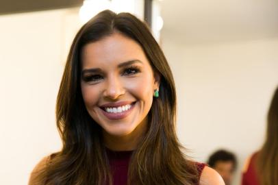  PORTO ALEGRE, RS, BRASIL, 18-03-2018.  Mariana Rios e Carmen Ferrão.  Desfile Preview Outono/Inverno 2018 das lojas Pompeia.  (FOTO ANDRÉA GRAIZ/AGÊNCIA RBS).Indexador: Andrea Graiz