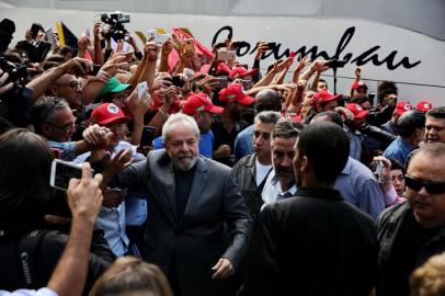  SANTA MARIA, RS, BRASIL, 20/03/2018. Ex-presidente Lula visita Santa Maria. (FOTO: CARLOS MACEDO/AGÊNCIA RBS)