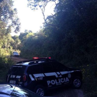 Buscas da Polícia Civil no caso Naiara, menina desaparecida em Caxias do Sul. 