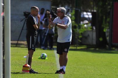  PORTO ALEGRE, RS, BRASIL, 23-03-2018. Inter treina no CT Parque Gigante sob comando do técnico Odair Hellmann. (FERNANDO GOMES/AGÊNCIA RBS)