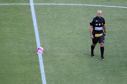  PORTO ALEGRE, RS, BRASIL - 11/03/2018 - Inter recebe o Grêmio no estádio Beira-Rio pelo Gauchão de 2018. (André Ávila/Agência RBS)