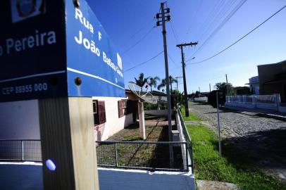  Balneiario Gaivota,RS,BRASIL.2018-0309.Obras sob suspeitas no Beira Rio,casa onde seria a sede da EGEL no Balneario Gaivota.(RONALDO BERNARDI/AGENCIA RBS).