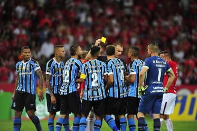  PORTO ALEGRE, RS, BRASIL - 21/03/2018 - Inter recebe o Grêmio pelo jogo de volta das quartas de final do Gauchão 2018. O jogo é o Gre-Nal de número 415. (Lauro Alves/Agência RBS)